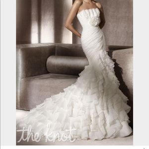 Pronovias Alfil Wedding Gown